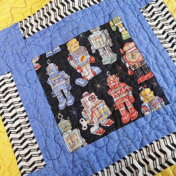 Vintage Antique Hand Made Robot Quilt Blanket 5x6 - Picture 2 of 13